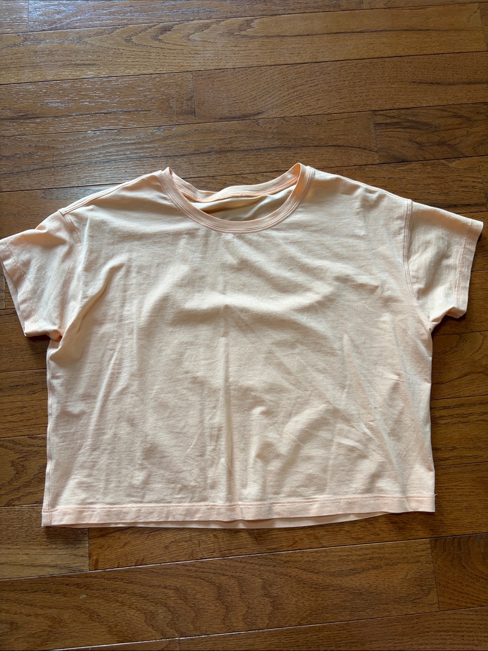 Lululemon Cates tee